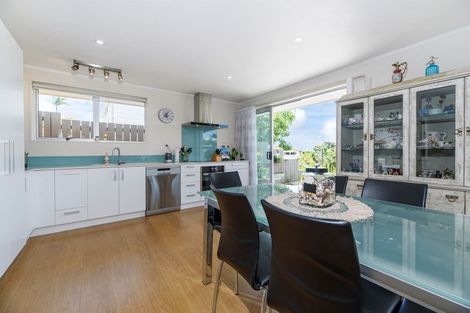 Photo of property in 1/116 Mountbatten Avenue, Hillcrest, Auckland, 0627