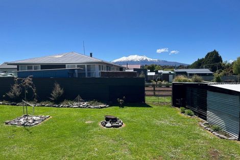 Photo of property in 30 Piwari Street, Rangataua, Ohakune, 4691