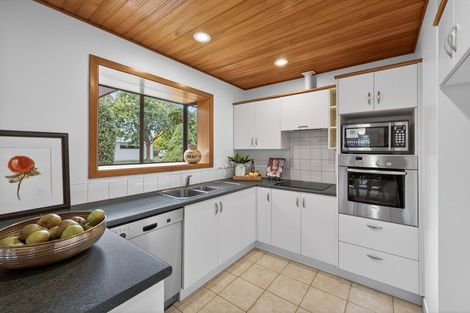 Photo of property in 196 Hawthornden Road, Avonhead, Christchurch, 8042