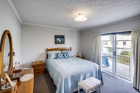 Photo of property in 1/2 Spriggs Crescent, Greenmeadows, Napier, 4112