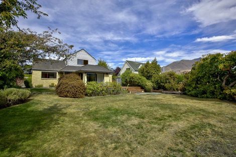 Photo of property in 16 Oregon Drive, Kelvin Heights, Queenstown, 9300