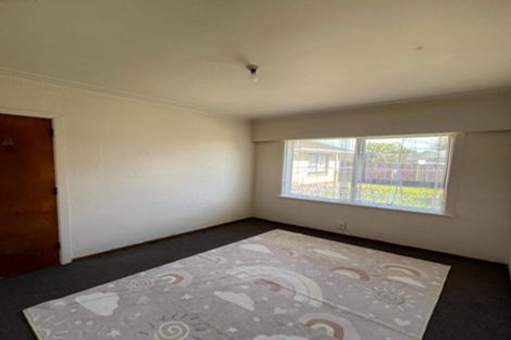 Photo of property in 3a Sutton Crescent, Papatoetoe, Auckland, 2025