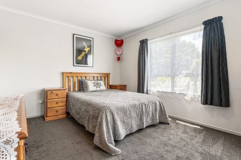 Photo of property in 24 Tutuwhatu Crescent, Weymouth, Auckland, 2103