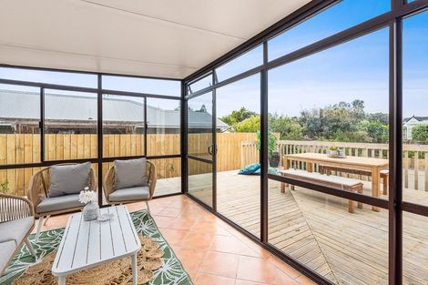 Photo of property in 189 Tutere Street, Waikanae Beach, Waikanae, 5036