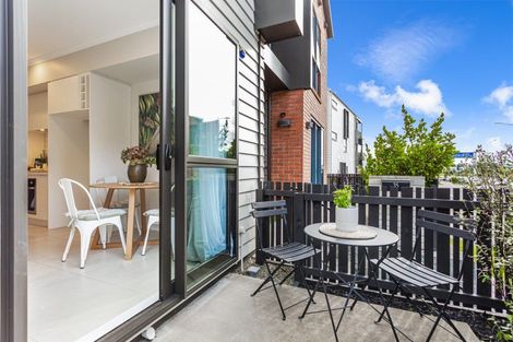 Photo of property in 37 Nugget Avenue, Hobsonville, Auckland, 0616