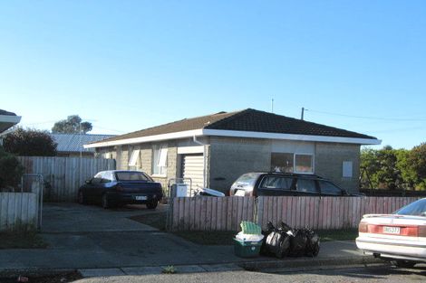 Photo of property in 2/2 Brixton Street, Islington, Christchurch, 8042