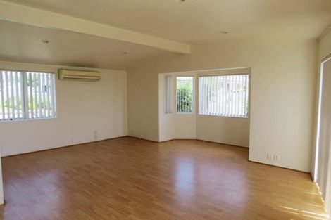 Photo of property in 11 Belt Road, Moturoa, New Plymouth, 4310