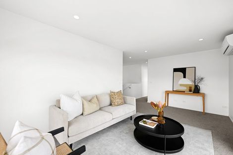 Photo of property in 1 Oolong Court, Huntington, Hamilton, 3210