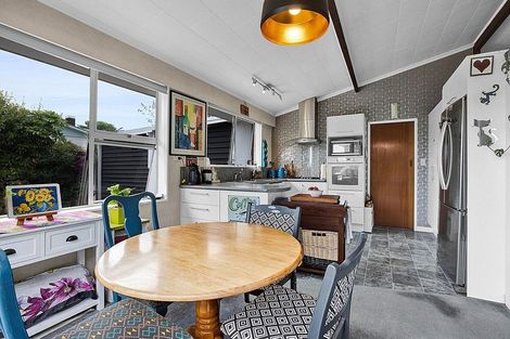 Photo of property in 26 High Street East, Waitara, 4320