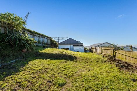 Photo of property in 15 Connaught Terrace, Brooklyn, Wellington, 6021