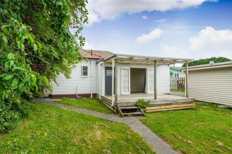 Photo of property in 5 Bell Street, Marton, 4710