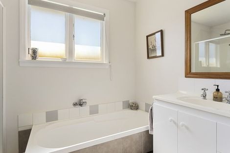 Photo of property in 187g High Street, Oxford, 7430