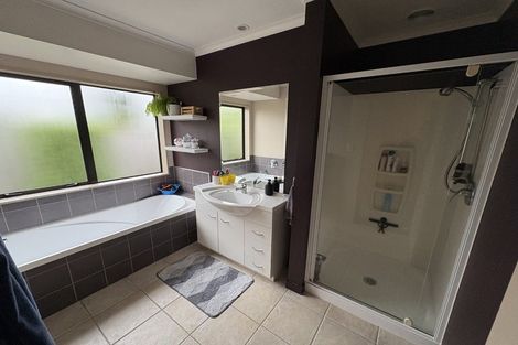 Photo of property in 3 Roseash Lane, Levin, 5510