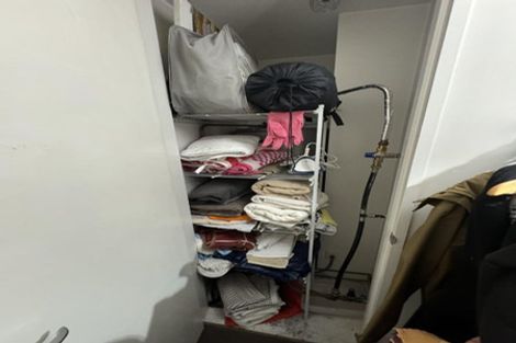 Photo of property in Montreaux Apartments, 2d/164 The Terrace, Wellington Central, Wellington, 6011