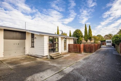 Photo of property in 2/23 Highsted Road, Bishopdale, Christchurch, 8053