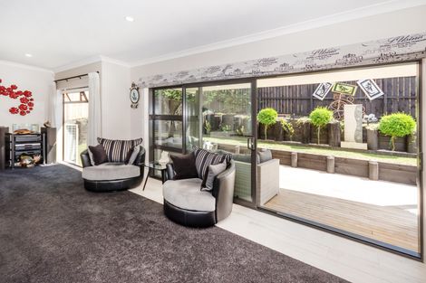 Photo of property in 38a Max Short Drive, Pukekohe, 2120