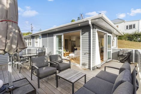 Photo of property in 66 Verbena Road, Birkdale, Auckland, 0626