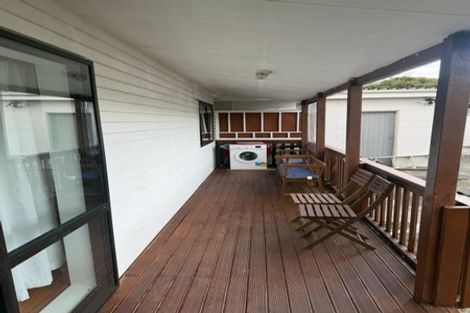 Photo of property in 44 Maui Pomare Street, Blockhouse Bay, Auckland, 0600