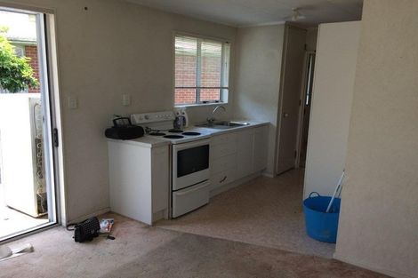 Photo of property in 5 Geoffrey Place, Mangere East, Auckland, 2024