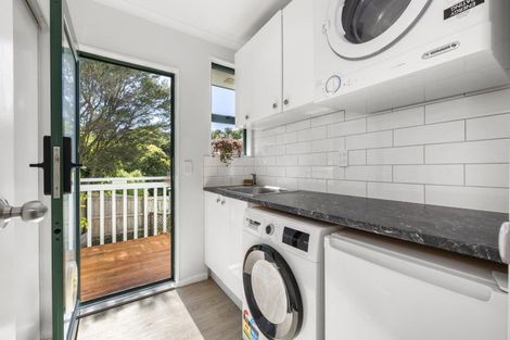 Photo of property in 13 Tutchen Avenue, Raglan, 3225