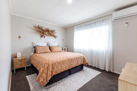 Photo of property in 70 Peter Lippa Drive, Kawerau, 3127