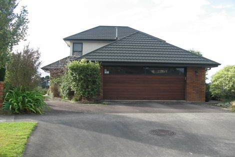 Photo of property in 36 Kilkenny Place, Fitzherbert, Palmerston North, 4410