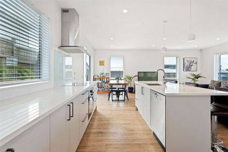 Photo of property in 3 Joseph Kokich Avenue, Swanson, Auckland, 0614