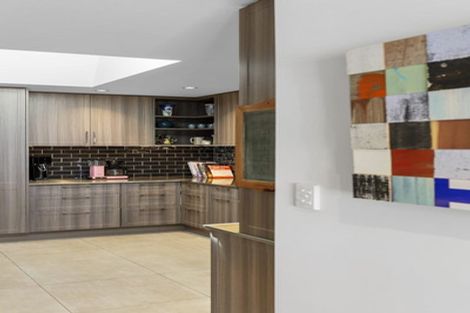 Photo of property in 24 Rudleigh Avenue, Upper Riccarton, Christchurch, 8041