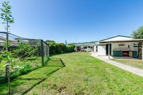 Photo of property in 34 Greenaway Road, Waikanae, 5036