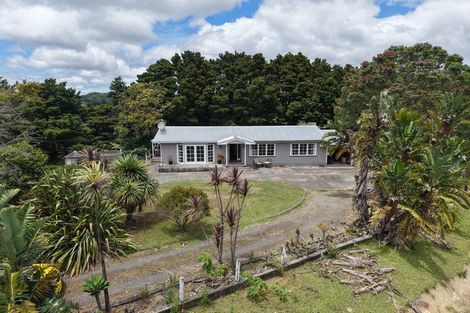 Photo of property in 349 Gumtown Road, Te Kamo, Kamo, 0185