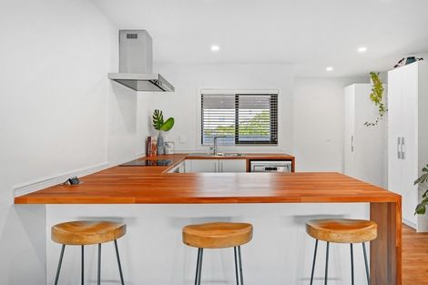 Photo of property in 71a Main Road, Redcliffs, Christchurch, 8081