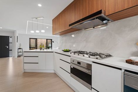 Photo of property in 40d Arthur Road, Hillpark, Auckland, 2102