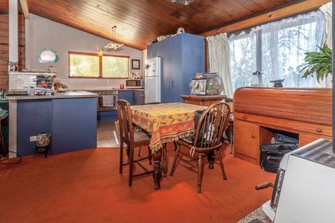 Photo of property in 13 Chestnut Grove, Tairua, 3508