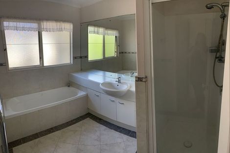 Photo of property in 26 Delmont Close, East Tamaki Heights, Auckland, 2016