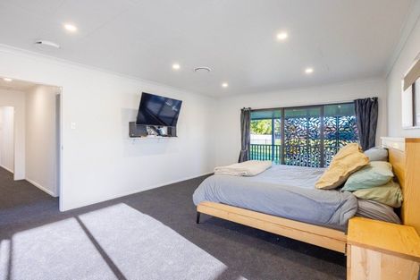 Photo of property in 20 Shanly Street, Waipawa, 4210