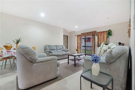 Photo of property in 66c Dundale Avenue, Blockhouse Bay, Auckland, 0600