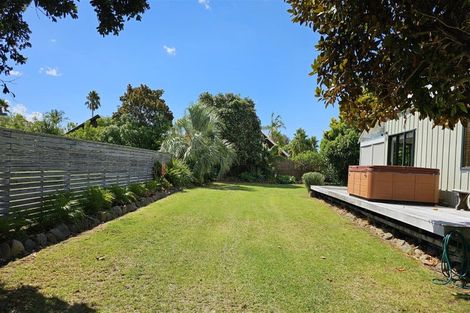Photo of property in 103 Pacific Parade, Matarangi, Whitianga, 3592