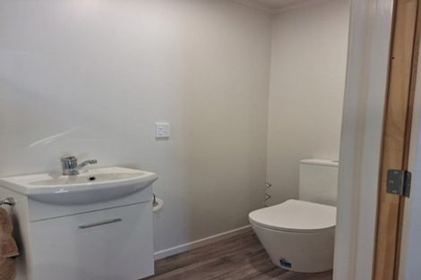 Photo of property in 100 Cole Street, Dannevirke, 4930