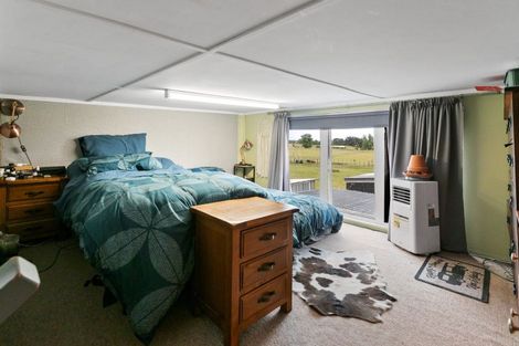 Photo of property in 64 Farm Road, Waipukurau, 4284