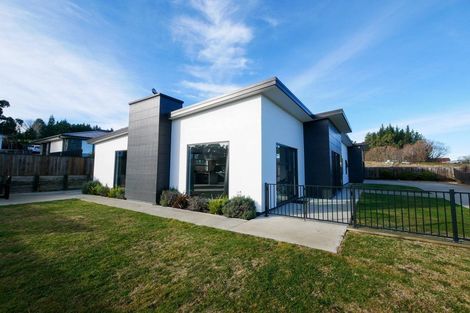 Photo of property in 15 Abbeyfield Close, Abbotsford, Dunedin, 9018
