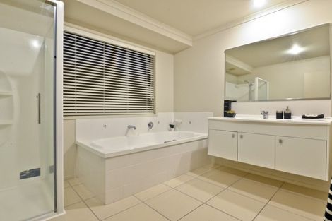 Photo of property in 29 Winchester Place, Rototuna North, Hamilton, 3210