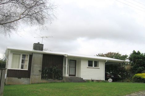 Photo of property in 65 Kiwi Crescent, Tawa, Wellington, 5028
