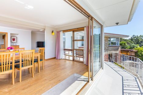 Photo of property in 122 Pah Road, Cockle Bay, Auckland, 2014