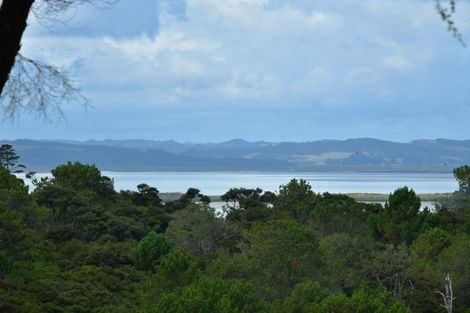 Photo of property in 357 Shelly Beach Road, South Head, 0874