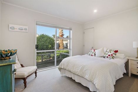 Photo of property in 107 Torkar Road, Clarks Beach, 2122