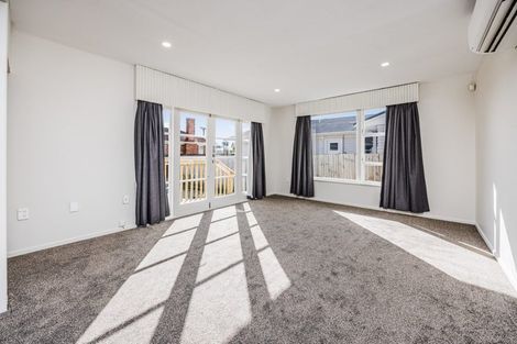 Photo of property in 53b Rollerson Street, Papakura, 2110