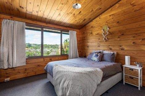 Photo of property in 375 Welcome Bay Road, Welcome Bay, Tauranga, 3112