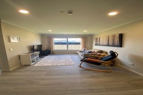 Photo of property in 81 Downing Street, Crofton Downs, Wellington, 6035