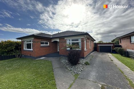 Photo of property in 27 Stirling Street, Andersons Bay, Dunedin, 9013