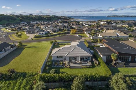 Photo of property in 12 Vantage Place, Omokoroa, 3114